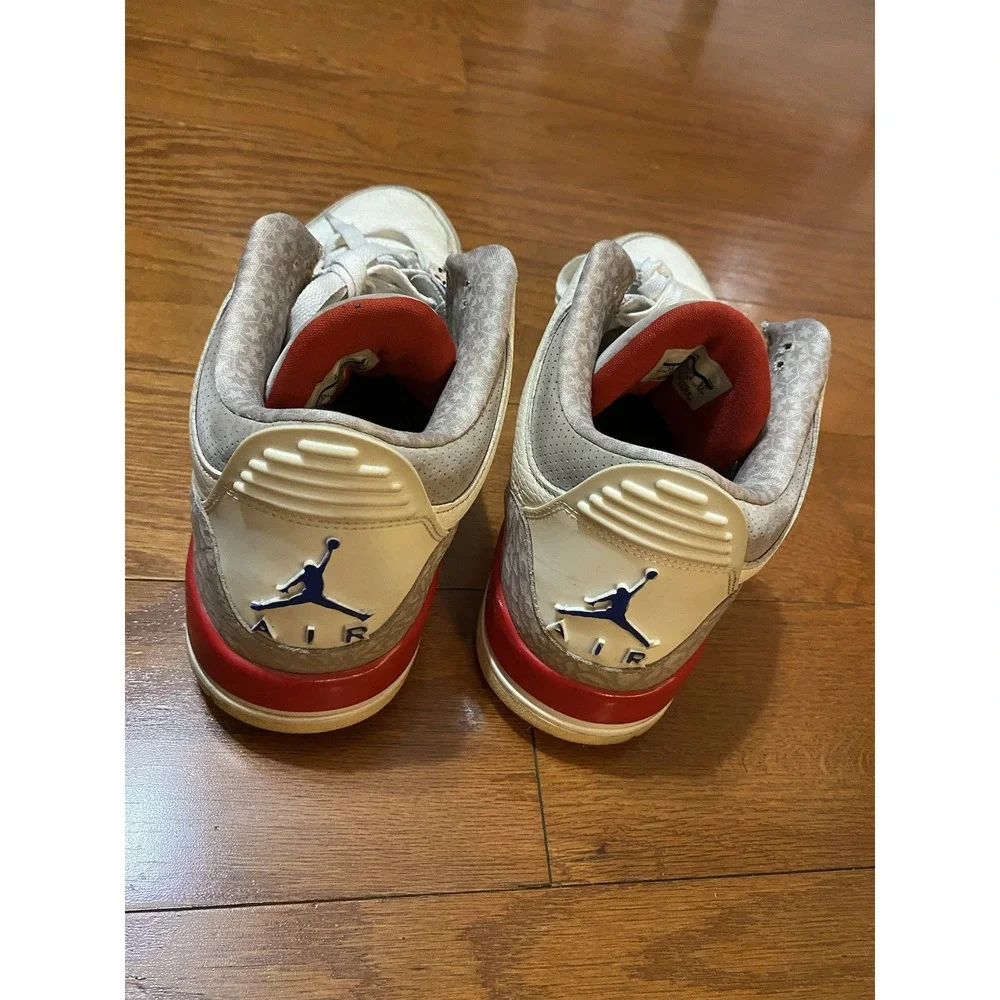 Air Jordan 3 Retro Men's Sneakers Size 13 International Flight 136064-140
